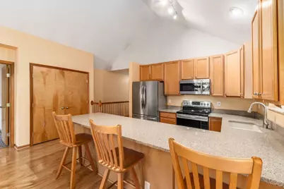 6993 Greensview Village Drive, Canal Winchester, OH 43110 - Photo 10