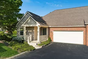 6993 Greensview Village Dr, Canal Winchester, OH 43110 - Photo 1