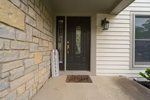 7655 Worsley Pl, Dublin, OH 43017 - Photo 2