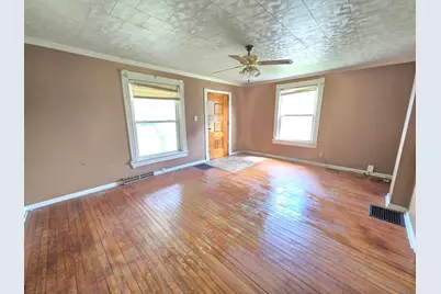 908 S Market Street, Galion, OH 44833 - Photo 6