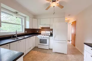 325 Kanawha Rd, Lancaster, OH 43130 - Photo 2