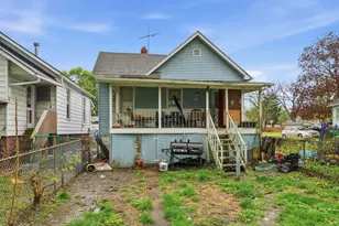 113 15th St NW, Barberton, OH 44203 - Photo 6