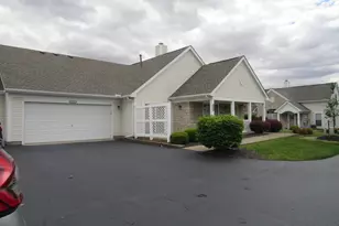 1274 Wilshire Ct, Circleville, OH 43113 - Photo 2