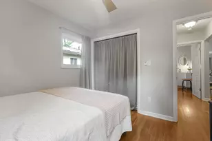 296 E Stanton Ave, Columbus, OH 43214 - Photo 22