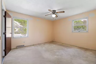 6401 Peardale Road E, Columbus, OH 43229 - Photo 14