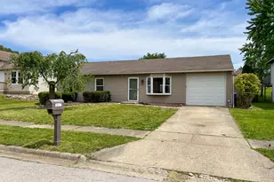 2790 Millrace Dr, Columbus, OH 43207 - Photo 2