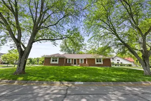 5217 Sharps Ct, Westerville, OH 43081 - Photo 2