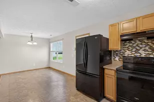 7802 Freesia St, Blacklick, OH 43004 - Photo 10