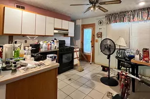 3286 Hilock Pl, Columbus, OH 43207 - Photo 4