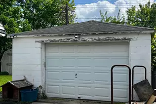 3286 Hilock Pl, Columbus, OH 43207 - Photo 10