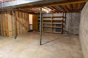 1123 N High St, Lancaster, OH 43130 - Photo 34