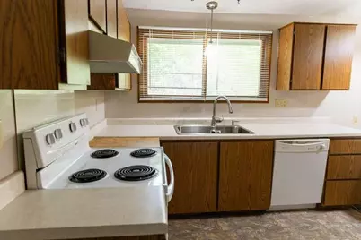 1123 N High Street, Lancaster, OH 43130 - Photo 12