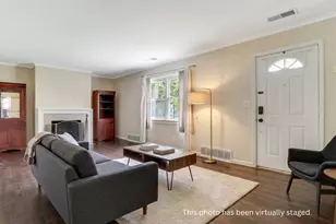 2734 Wellesley Rd, Columbus, OH 43209 - Photo 6