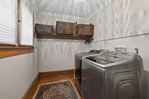 1875 Roxbury Rd, Upper Arlington, OH 43212 - Photo 38