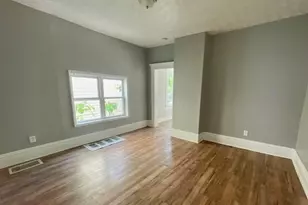 1586 Greenway Ave, Columbus, OH 43203 - Photo 6
