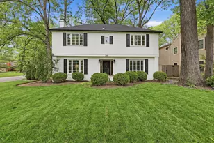 2406 Canterbury Rd, Columbus, OH 43221 - Photo 1