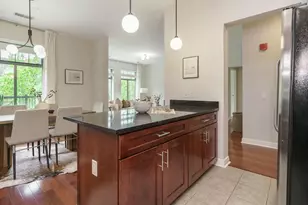250 Daniel Burnham Square, Columbus, OH 43215 - Photo 18