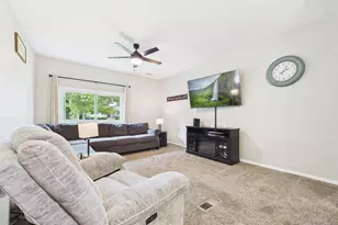537 North St, Utica, OH 43080 - Photo 4