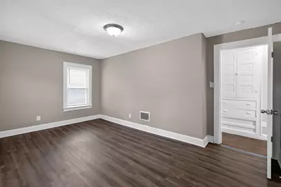 1389 Genessee Avenue, Columbus, OH 43211 - Photo 10