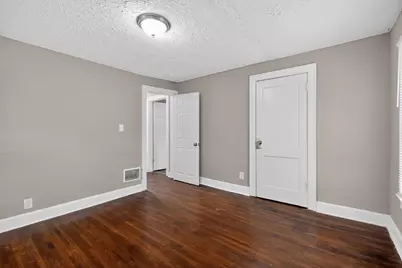1389 Genessee Avenue, Columbus, OH 43211 - Photo 24