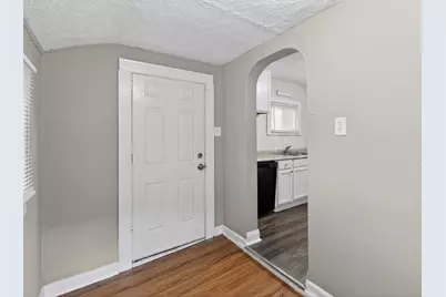 1389 Genessee Avenue, Columbus, OH 43211 - Photo 8
