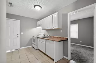 679 Dexter Ave, Columbus, OH 43204 - Photo 30