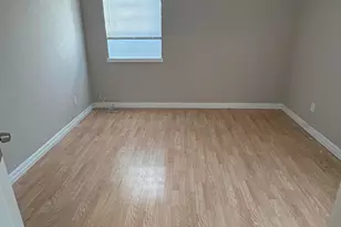 1045 Loretta Ave, Columbus, OH 43211 - Photo 12