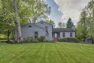 141 Camelot Dr, Urbana, OH 43078 - Photo 2