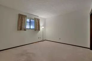1727 Arlingate Dr N, Columbus, OH 43220 - Photo 28