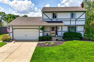 290 Old Coach Pl, Canal Winchester, OH 43110 - Photo 2