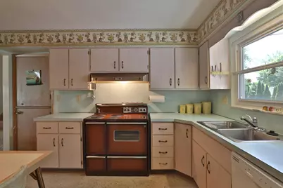 999 Brentford Drive, Columbus, OH 43220 - Photo 14