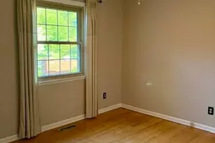 4777 Nugent Dr, Columbus, OH 43220 - Photo 8