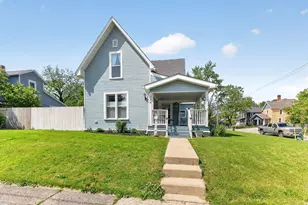 304 W 7th St, Marysville, OH 43040 - Photo 4