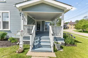 304 W 7th St, Marysville, OH 43040 - Photo 6