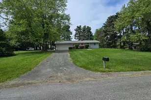 106 Sharon Heights Rd SW, Pataskala, OH 43062 - Photo 4