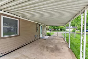 477 Stella Ave, Circleville, OH 43113 - Photo 8