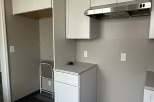 2416 E Livingston Ave, Columbus, OH 43209 - Photo 4