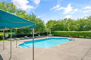 285 Villa Oaks Ln, Columbus, OH 43230 - Photo 36