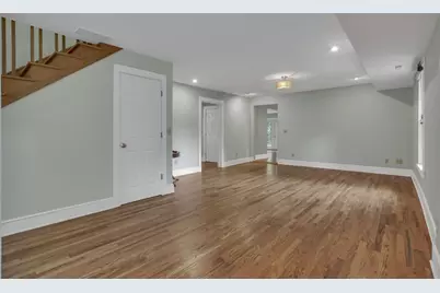 401 E Brooklyn Street, Gambier, OH 43022 - Photo 8