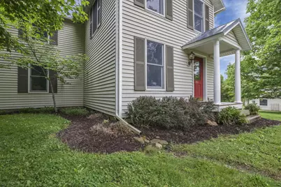 401 E Brooklyn Street, Gambier, OH 43022 - Photo 2