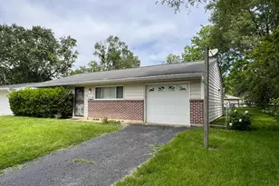 5168 Mapleridge Dr, Columbus, OH 43232 - Photo 1