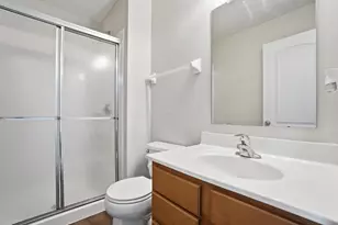 9275 Polaris Green Dr, Columbus, OH 43240 - Photo 36