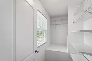 9275 Polaris Green Dr, Columbus, OH 43240 - Photo 38