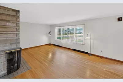 110 Miller Avenue, Mount Vernon, OH 43050 - Photo 6