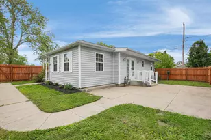 954 Clarendon Ave, Columbus, OH 43223 - Photo 4