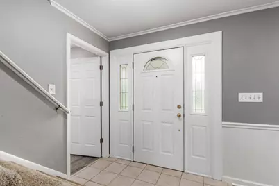 2403 White Road, Grove City, OH 43123 - Photo 6