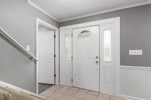 2403 White Rd, Grove City, OH 43123 - Photo 6