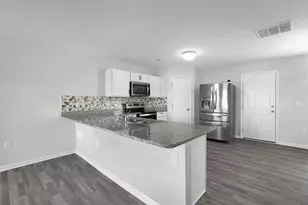 1881 Erika Dr, Springfield, OH 45503 - Photo 4