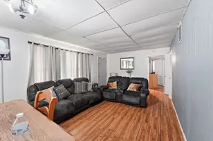 1057 S Hampton Rd, Columbus, OH 43227 - Photo 4