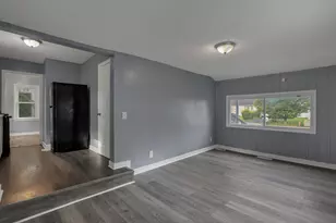 588 S Waverly St, Columbus, OH 43213 - Photo 4